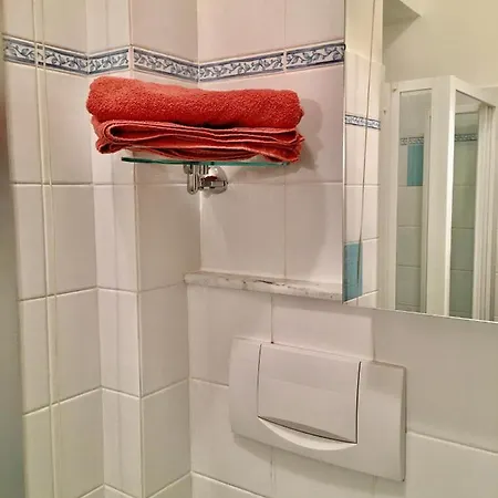 Apartment Casa Dieffe Vicino Ospedale San Martino Genoa